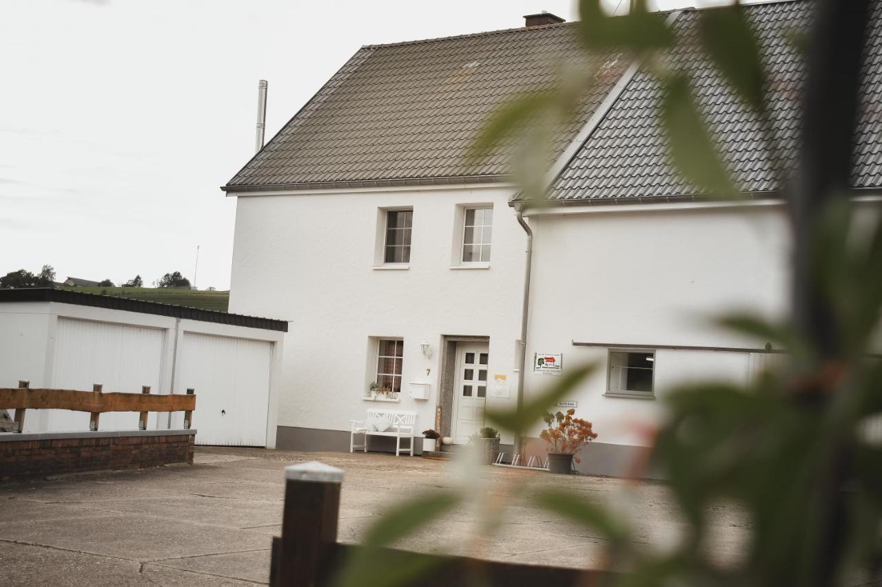 Wohlfuehl-Ferienhaus Eifel-Landurlaub Mit Herz Кроненбург Экстерьер фото